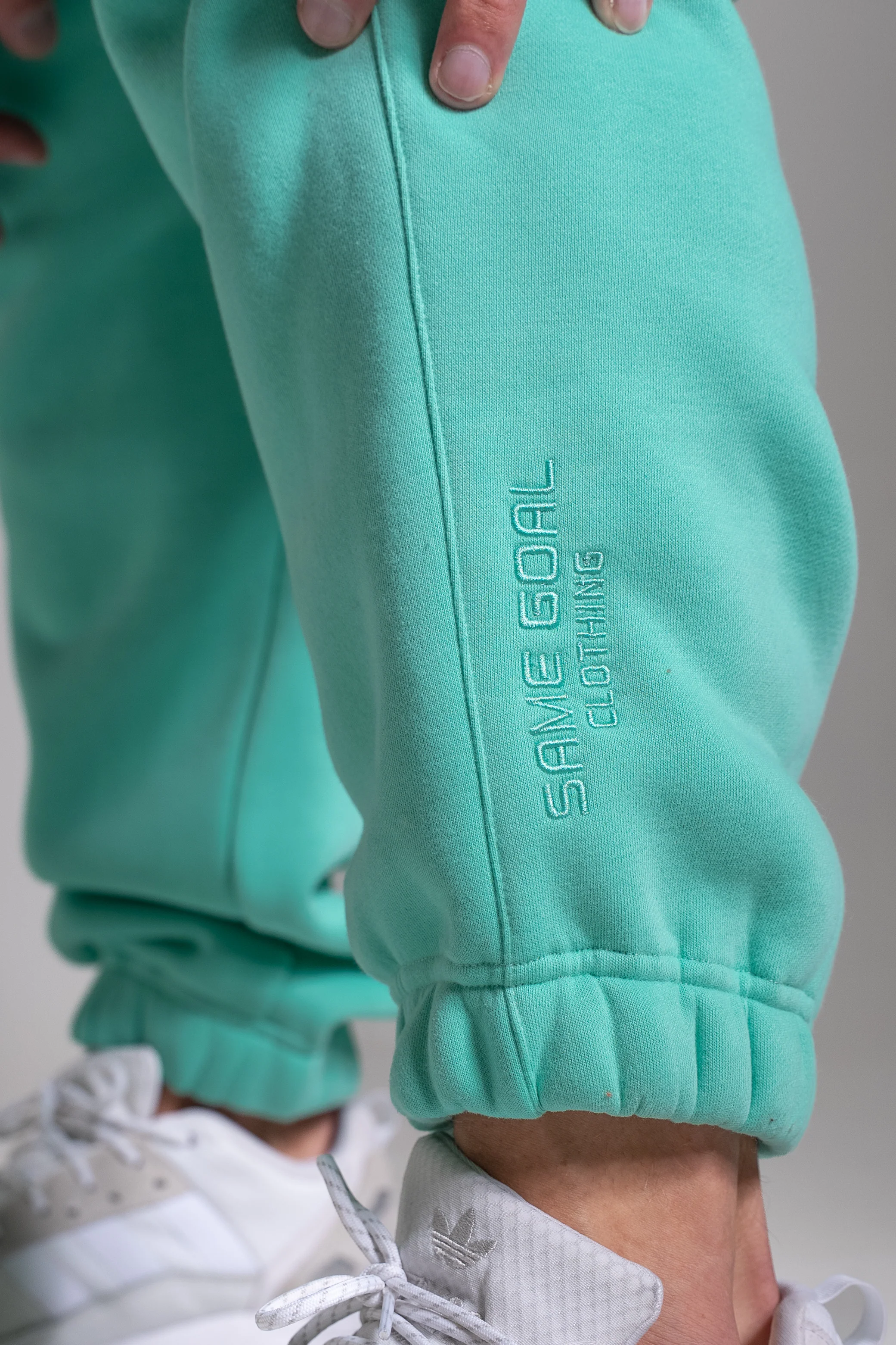 HEAVY collegehousut minttu - Image 4