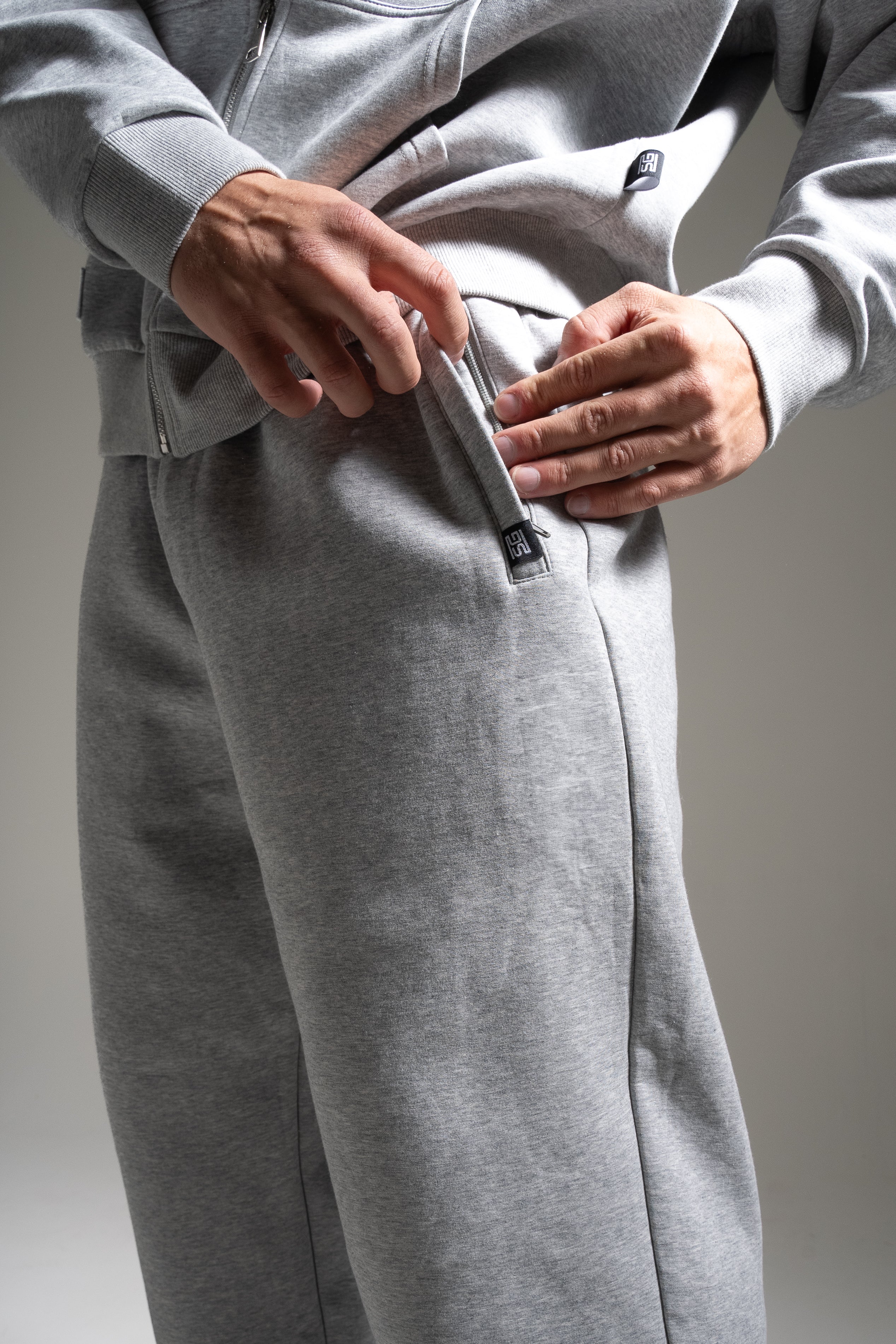 Focus collegehousut harmaa - Image 4