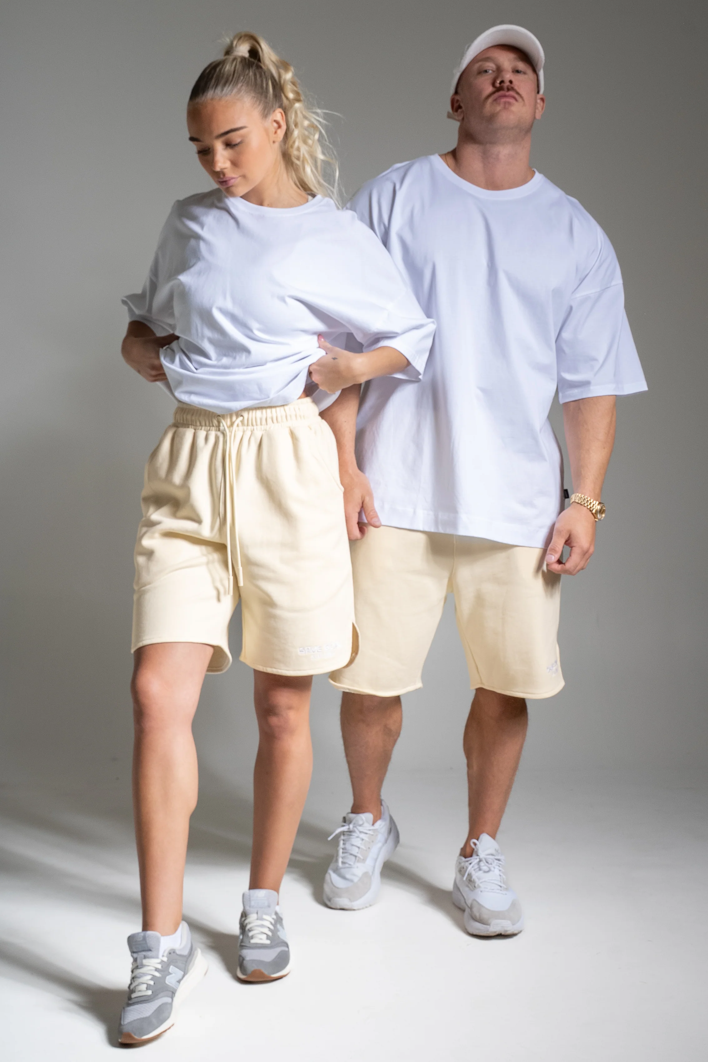 Light collegeshortsit kerma - Image 4