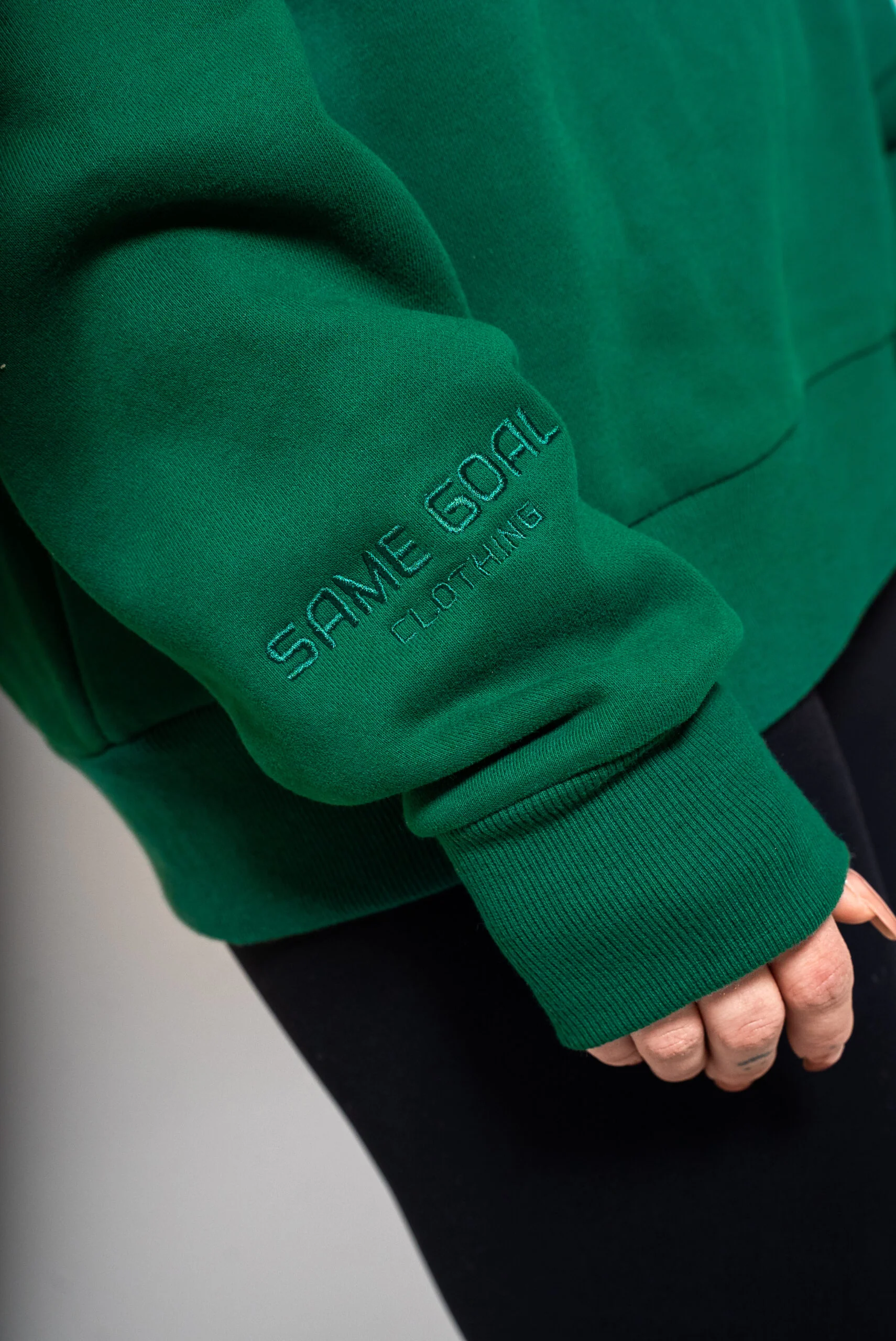 Heavy oversize college kirkasvihreä - Image 4