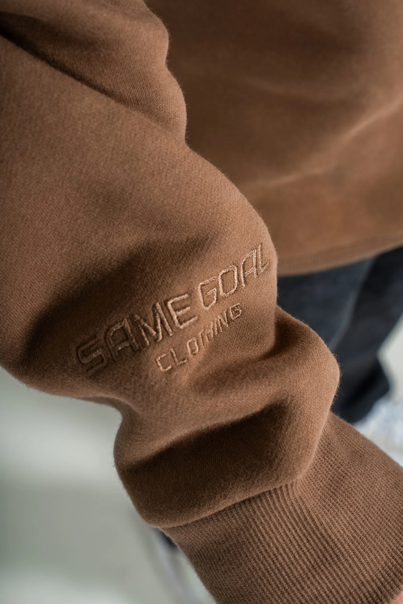 Heavy oversize college ruskea - Image 4