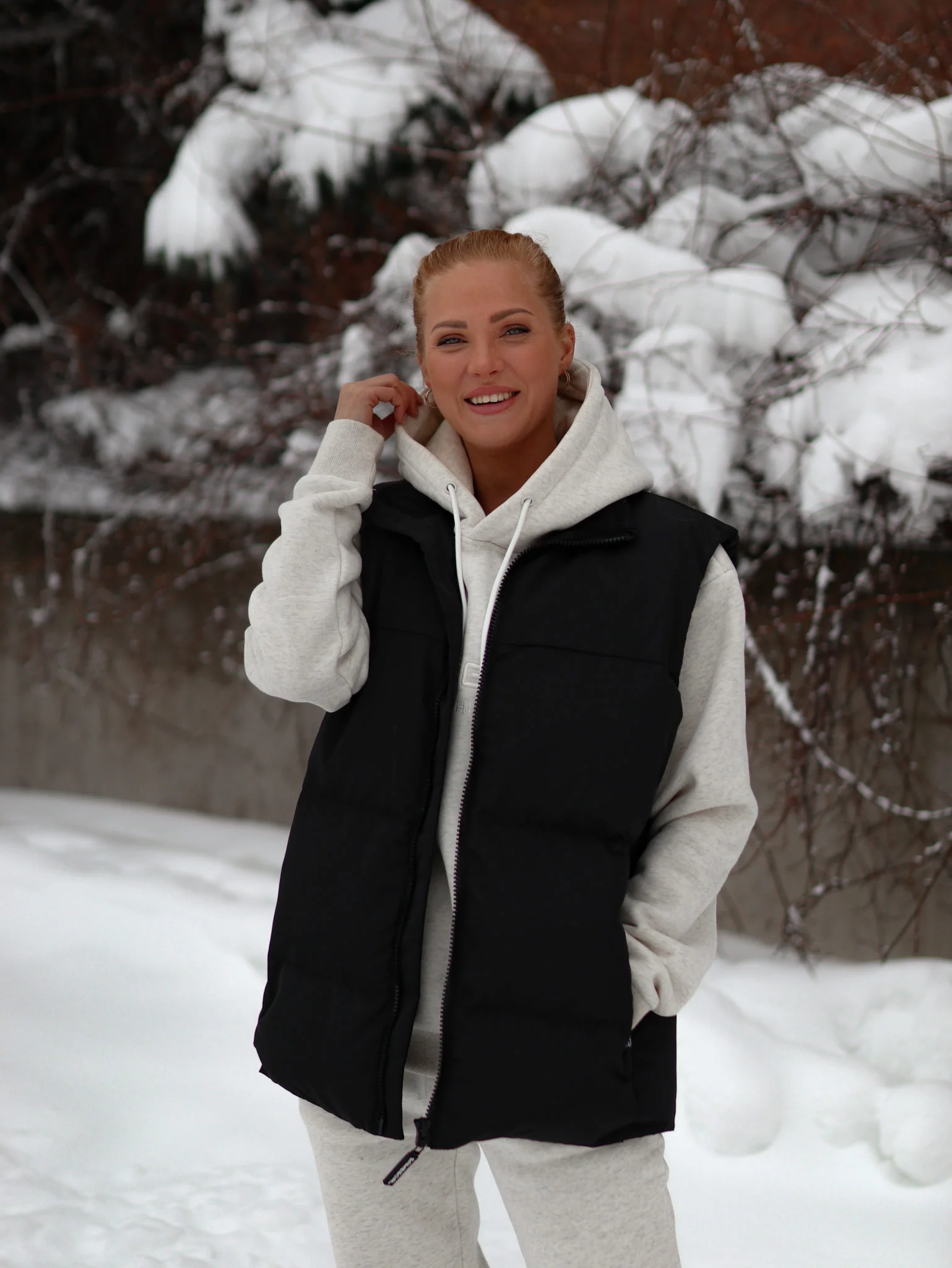 Oversize toppaliivi musta - Image 6